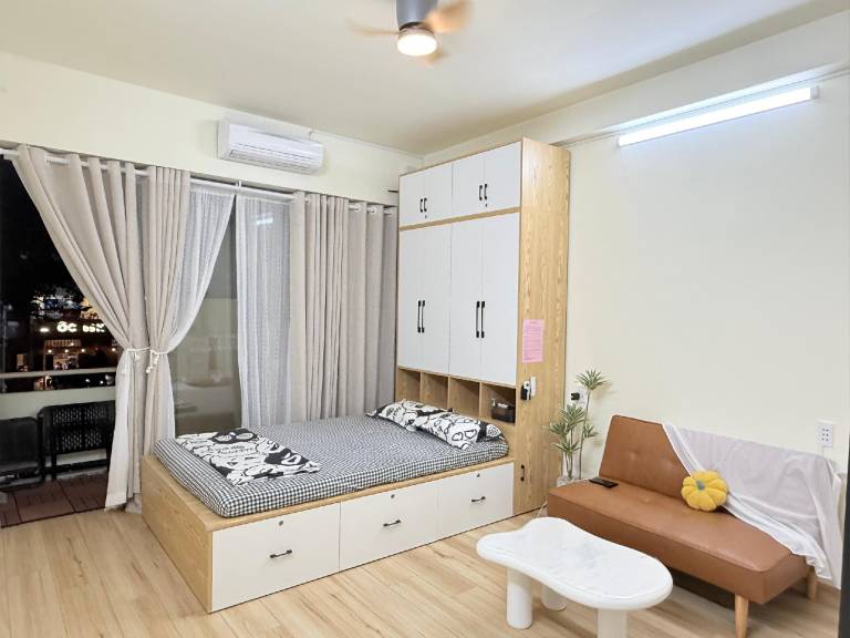 Holiday apartment | Next to Phạm Ngũ Lão Street — photo 2