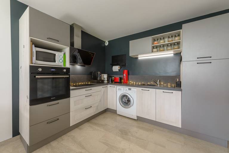 Holiday apartment with terrace & yard | Mountain view — photo 4