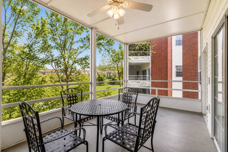 Fully equipped charming condo with pool | Dogs allowed — photo 3