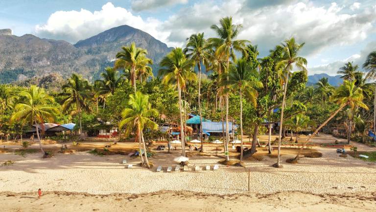 Hill Myna Beach Cottage in Puerto Princesa