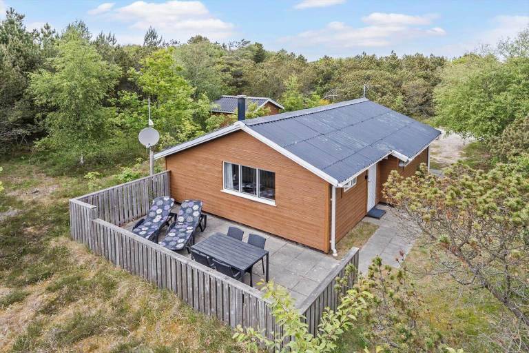 Vacation home with patio in Ringkobing