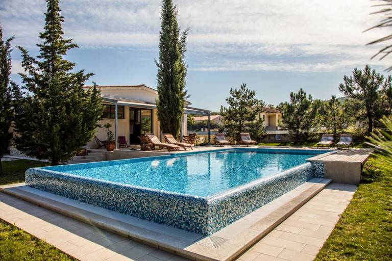 Villa with garden, private pool & terrace in Labin