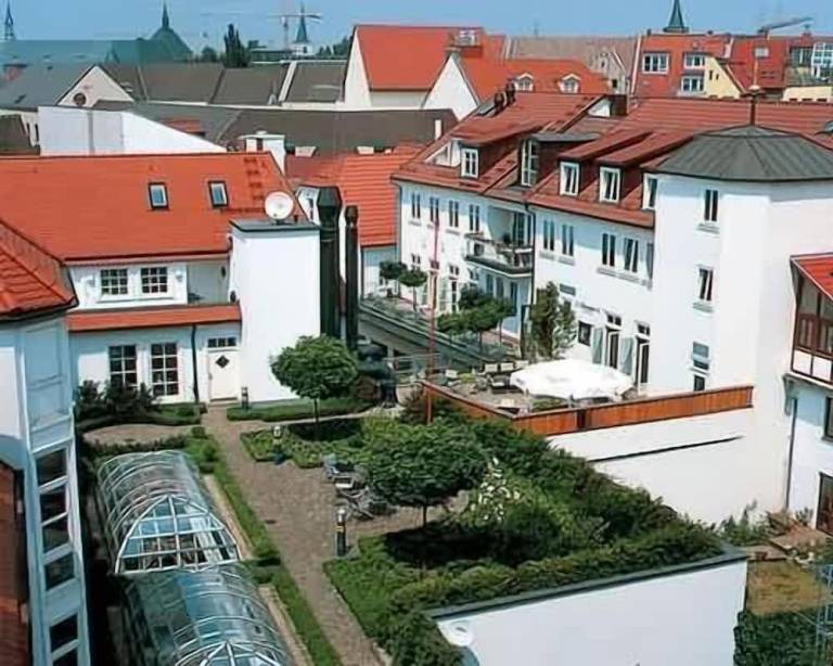 Serviced apartment with sauna & garden | Dogs allowed in Erfurt