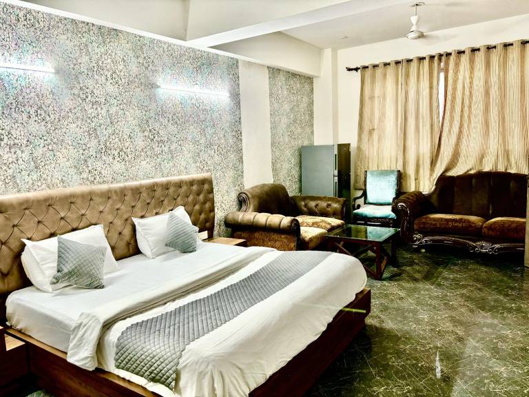 Hotel Pushpanjali