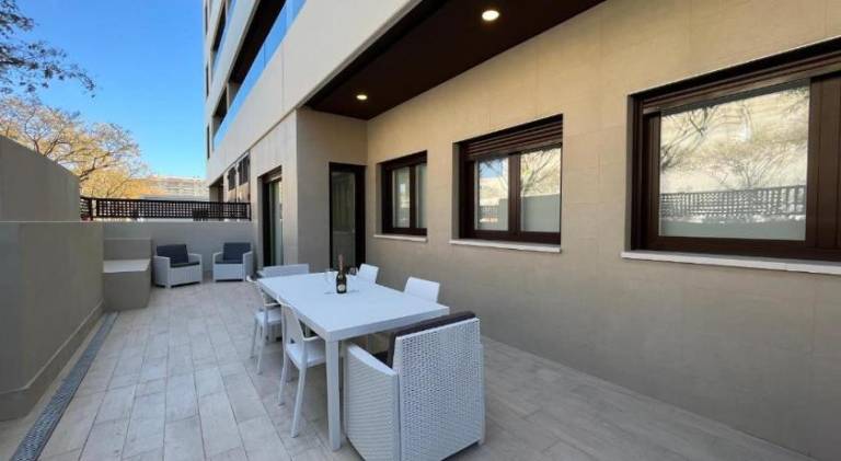 Rental apartment with pool & terrace — photo 4