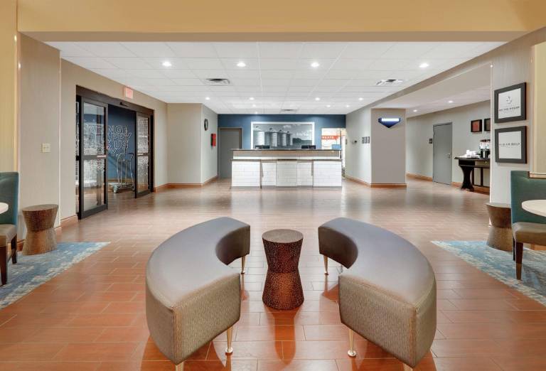 Hampton Inn & Suites Childress — photo 4