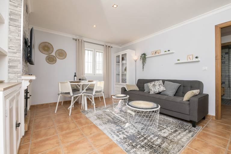 Child-friendly charming apartment with terrace & barbeque | Pet-friendly — photo 5