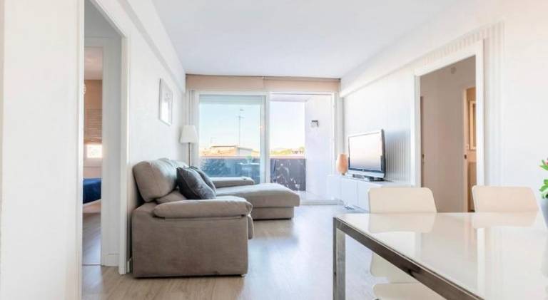 Apartment with terrace in El Vendrell