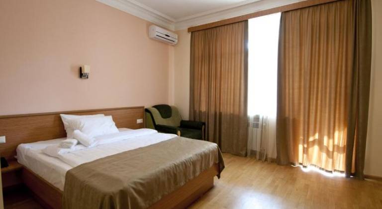 Albert House Hotel and Tours in Yerevan