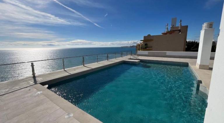 Holiday apartment with pool — photo 4