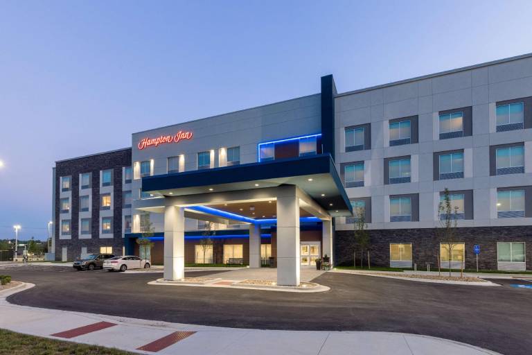 Hampton Inn by Hilton Kansas City Southeast — photo 2