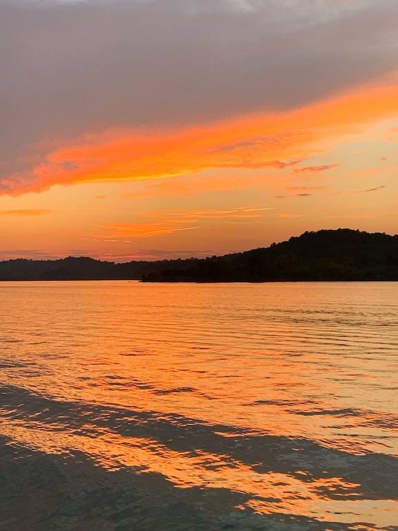 House Nolin Lake