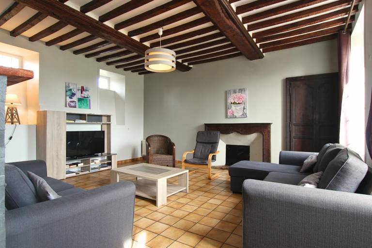 Gite with barbecue, yard & patio — photo 4