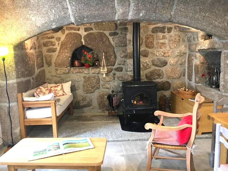 Gite with yard & patio | Pet-friendly — photo 5