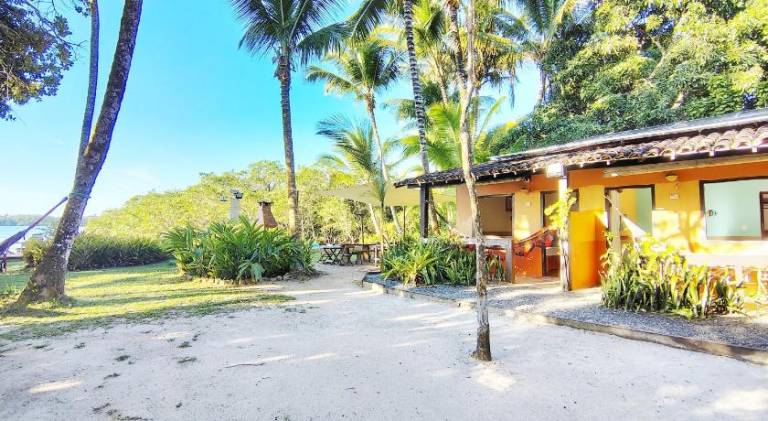 Vacation home with pool | Pets are welcome — photo 4