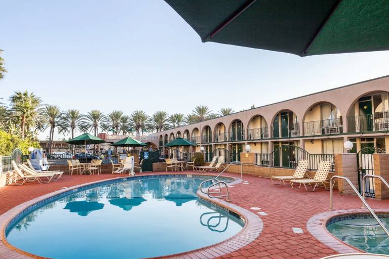 Motel Anaheim Resort
