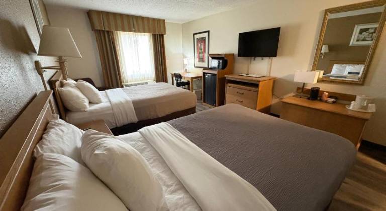 Quality Inn Perrysburg - Toledo South — photo 2