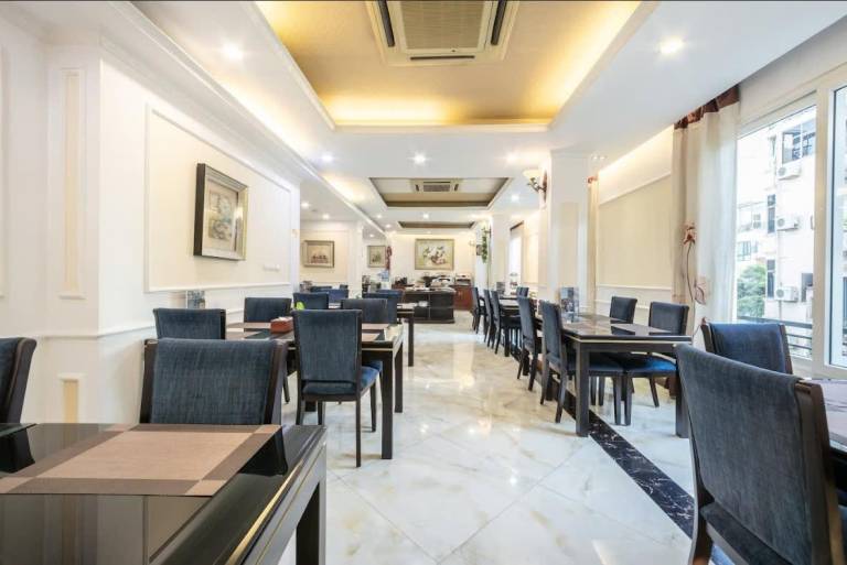 A25 Hotel - 15 Tran Quoc Toan — photo 5