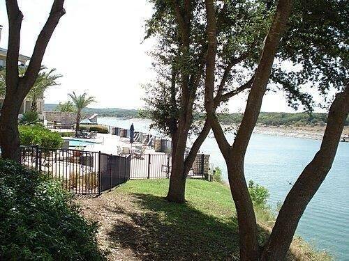 Condo Lago Vista