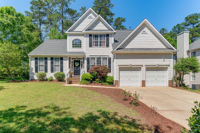 Fire Pit Pool Access Quiet Holly Springs Home
