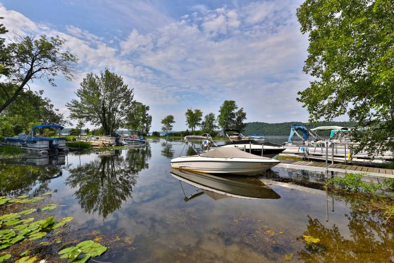 The Bomoseen Bungalow: Vermont Lake House with Private Dock — photo 3