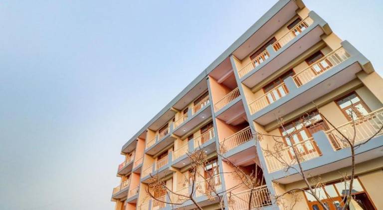 Hotel O Palace At Seventy Two Near Iskcon Temple Noida — photo 5