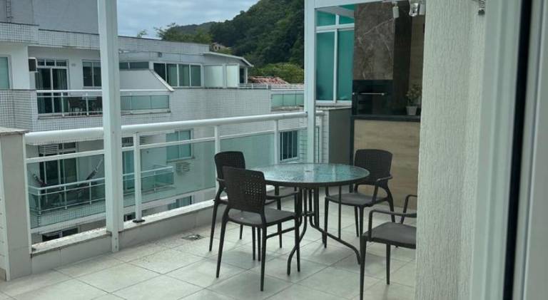 Rental apartment with pool in Niteroi