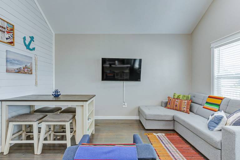 Family-oriented vacation home with pool & terrace | Pets are welcome — photo 3