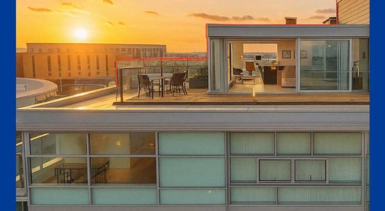 Holiday apartment | Next to Pier Head in Liverpool