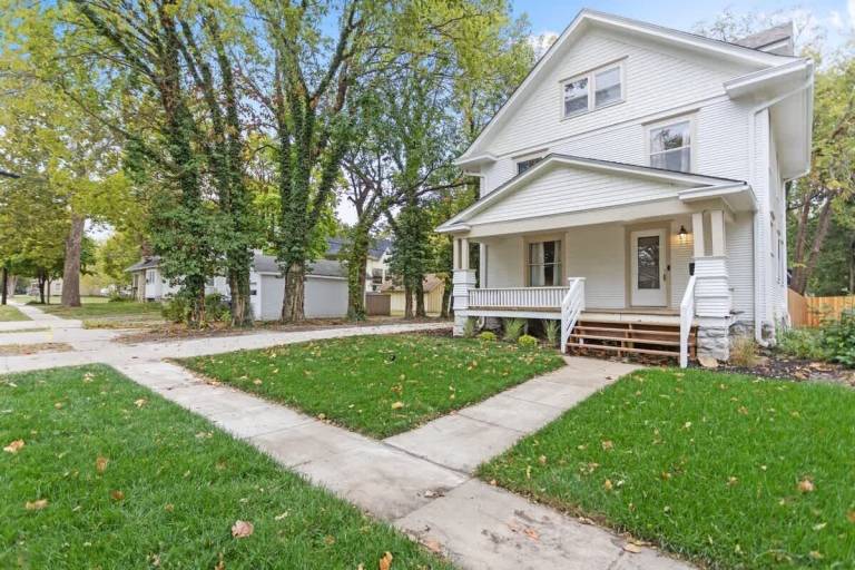 House  Two Trails