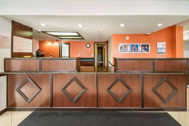 Motel 6 Grove City, OH — photo 5