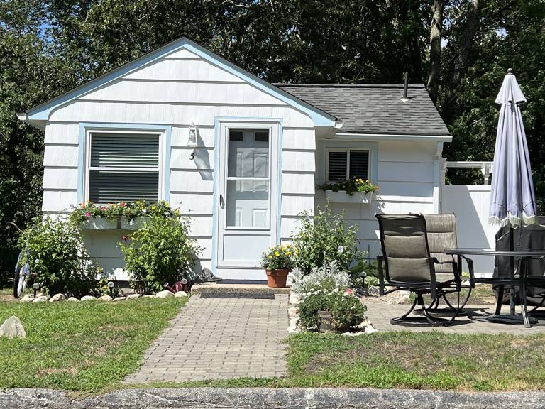House Misquamicut