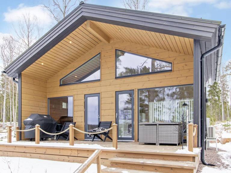 Villa Varis 610 1