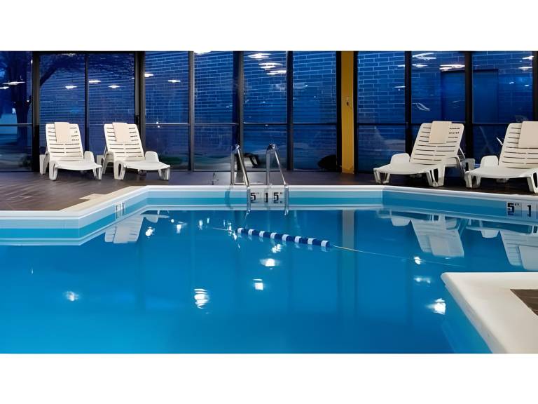 DoubleTree by Hilton Hotel Chicago - Arlington Heights — photo 4