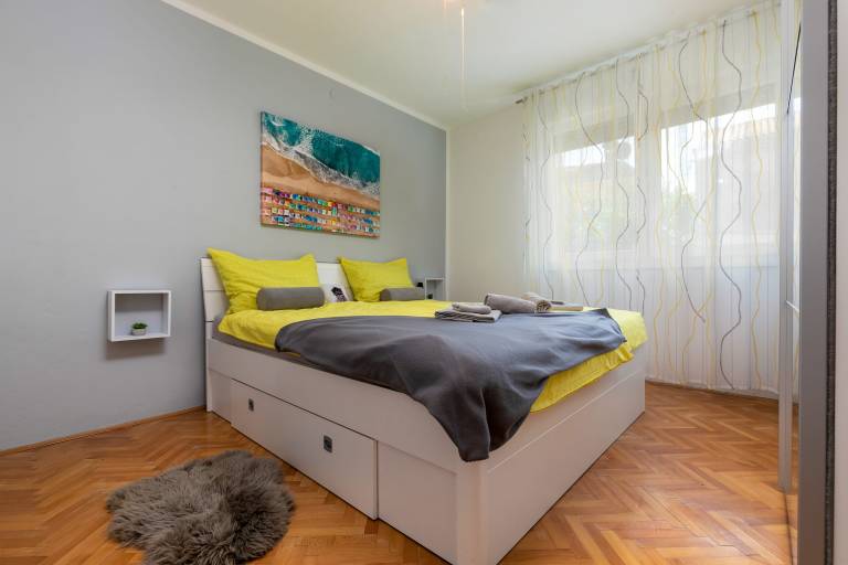 Family-friendly beautiful rental apartment with grill & garden | Dogs allowed — photo 3