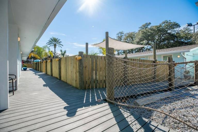 Salt Air Inn & Suites in Atlantic Beach, FL