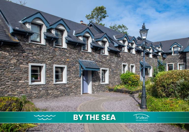 Dingle Courtyard Cottages 4 Bed Sleeps 8