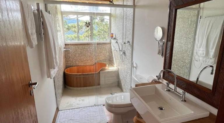 House with jacuzzi | Pets allowed — photo 2
