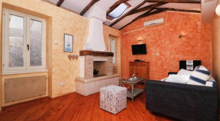 Rental apartment with 2 rooms for 4 persons in Rovinj