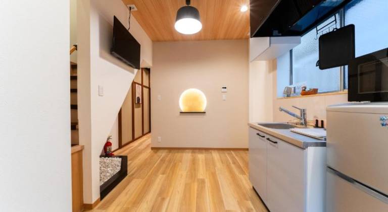 Villa | Next to Kyōto Station | Suitable for remote work — photo 3