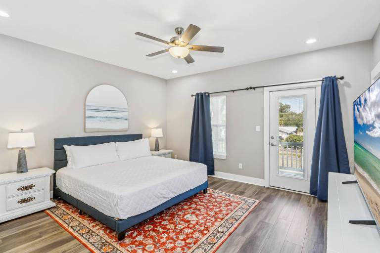 1621 E Cervantes St — photo 5
