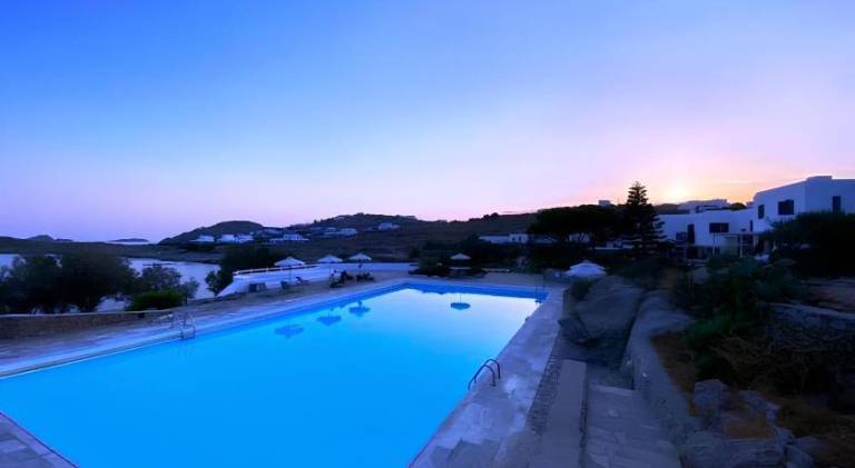 Fully equipped vacation home with terrace, garden & pool | Pet-friendly — photo 4