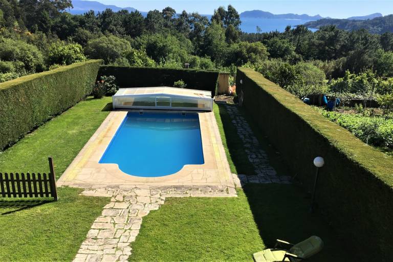 Villa  Cangas