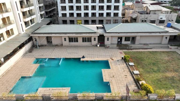 The Mist 4BHK Villa with Pvt. Lift & 2 Jacuzzis — photo 4