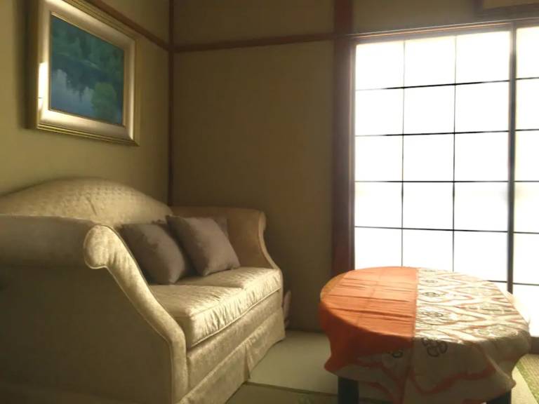 House 2 Chome-15 Minamiyukigaya