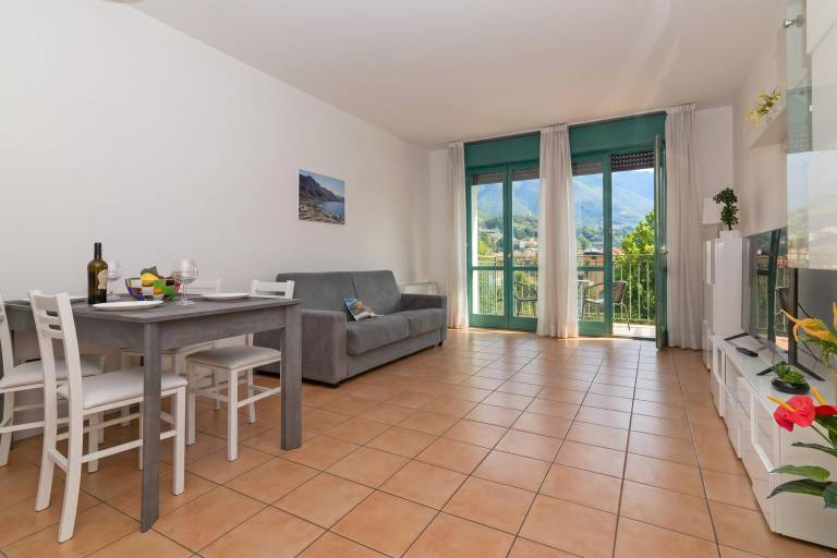 Holiday apartment with patio | Mountain view — photo 5