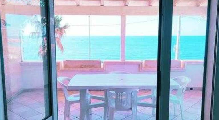 Holiday apartment with 2 rooms for 5 persons in Ugento