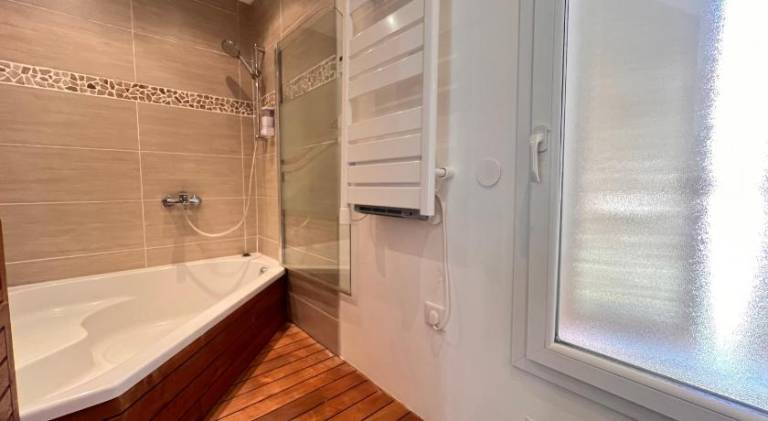 Fully equipped rental apartment with BBQ, patio & yard | Pets are welcome — photo 2