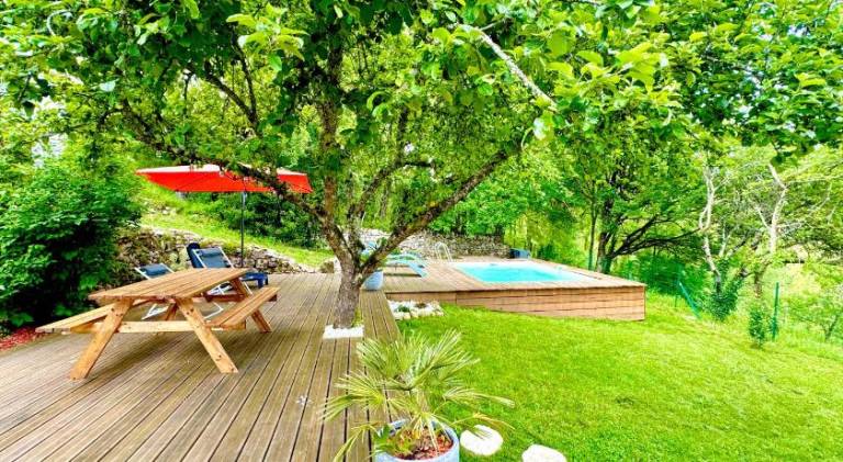 House with pool & jacuzzi | Pets are welcome in Villefranche-de-Rouergue