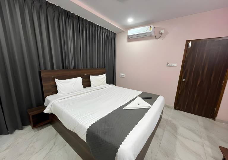 Hotel varahi inn